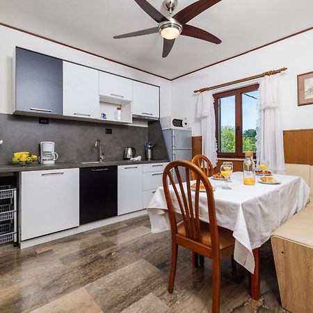 Apartment Petar Poljice ภายนอก รูปภาพ