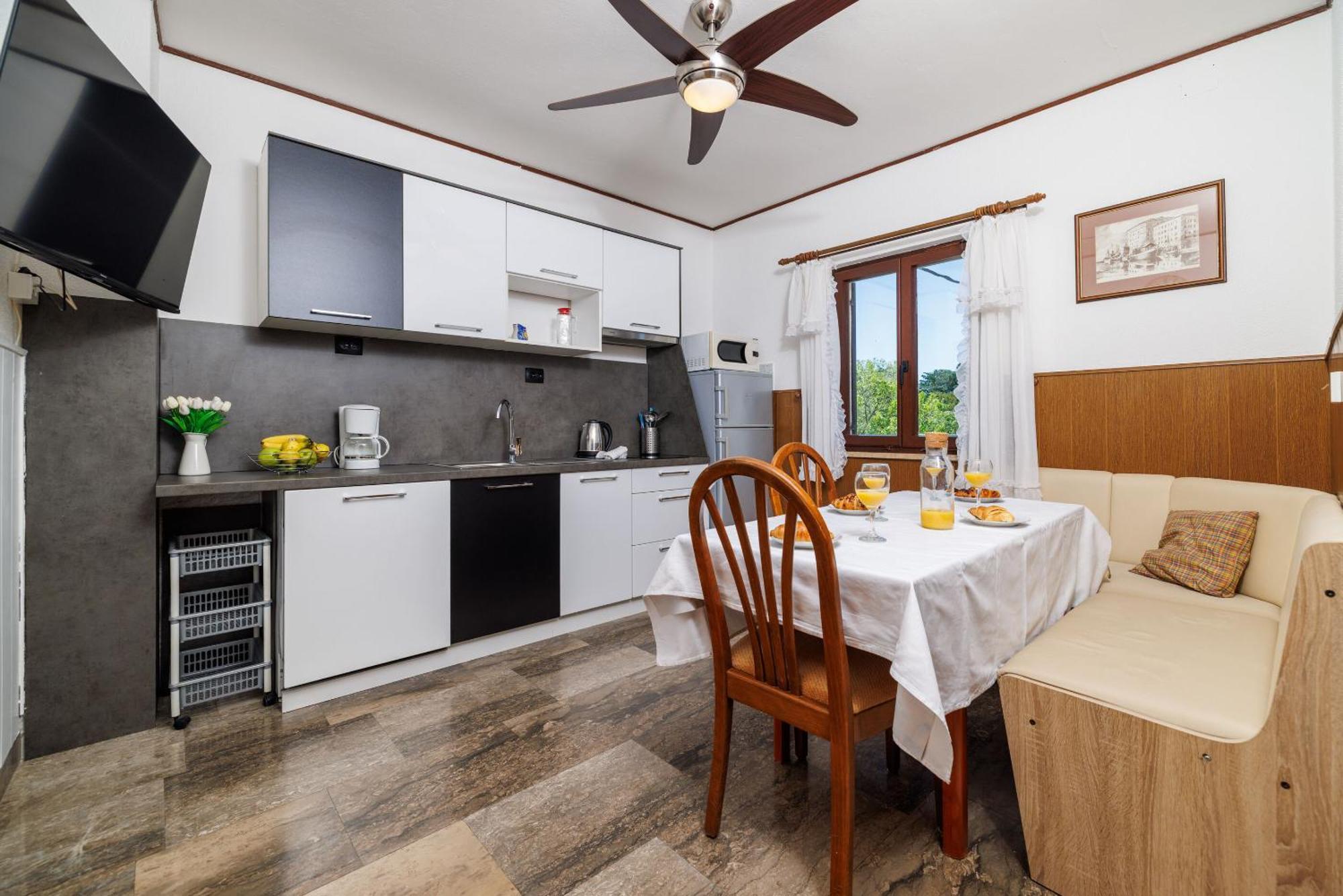 Apartment Petar Poljice ภายนอก รูปภาพ