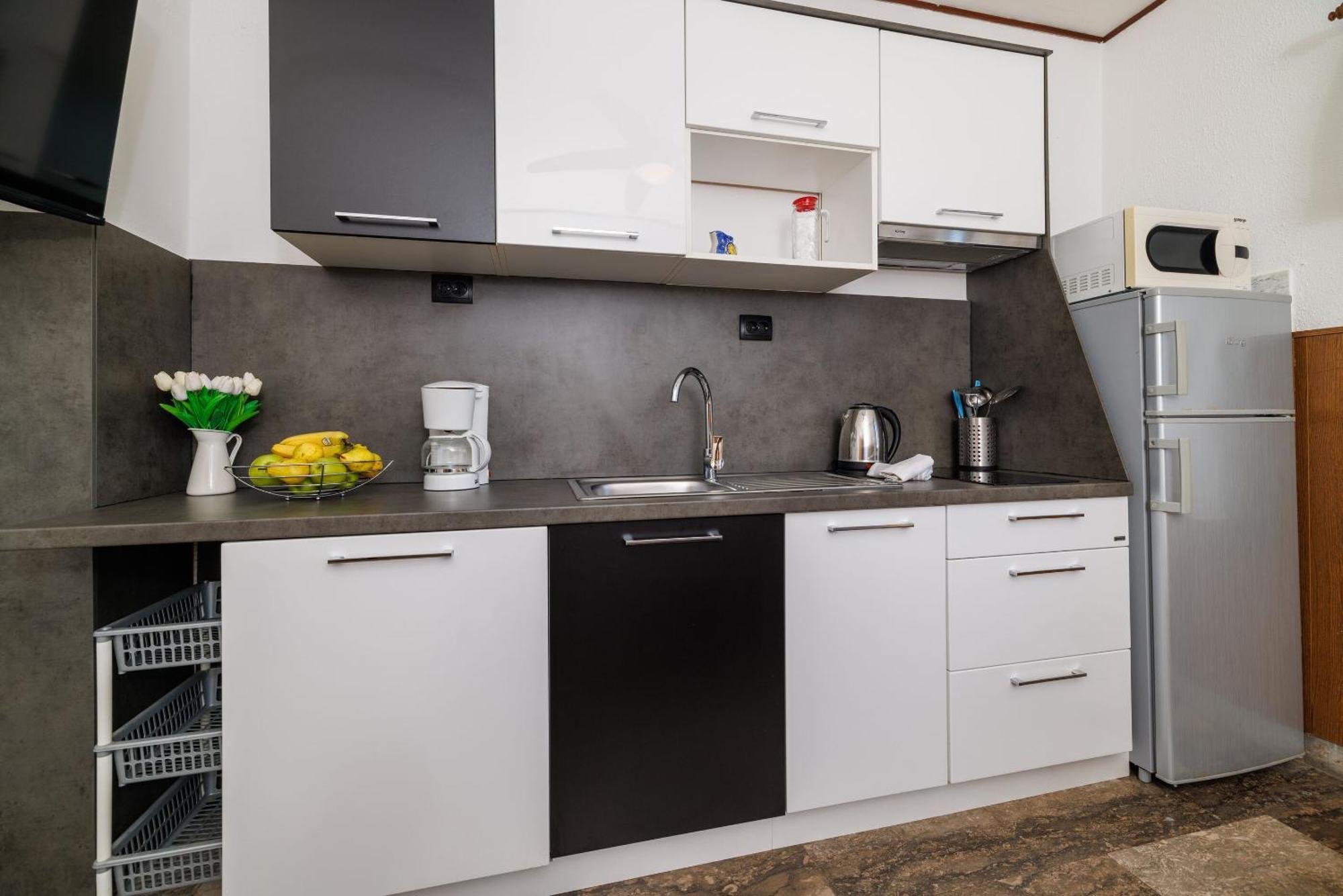 Apartment Petar Poljice ภายนอก รูปภาพ